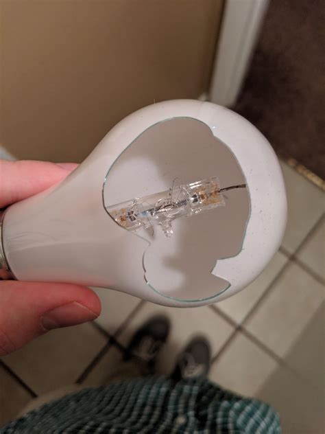 Exploding LEDs 的图像结果