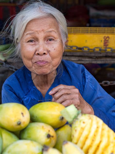 Vietnam People Looks 的图像结果