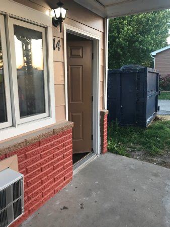 BUDGET INN (Sedalia) - Hotel Reviews, Photos, Rate Comparison - Tripadvisor