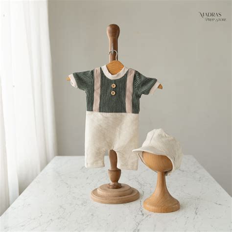 Kumoto Collection – Madras Prop Store