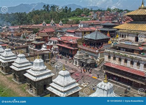 Pashupatinath Kathmandu Nepal Temple Editorial Stock Photo - Image of ...