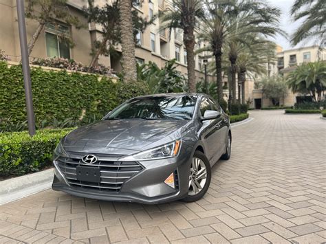 Hyundai Elantra 2019 - Socal Elite Rentals
