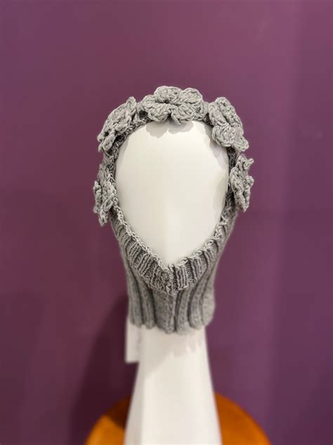 BLANC 〈DAFFODILS〉 | trava
