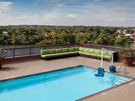Holiday Inn Austin-Town Lake - Free Internet & More