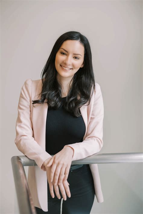 Woman vs Python Snake 的图像结果