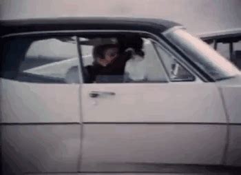 11 Extremely Stupid Things Indians Do Without Thinking