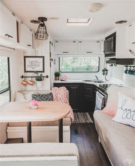 49 Fantastic RV Decorating Ideas For Fun Summer Holiday 2019 in 2020 ...