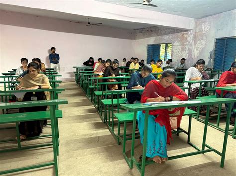 Loyola Degree College (YSRR)