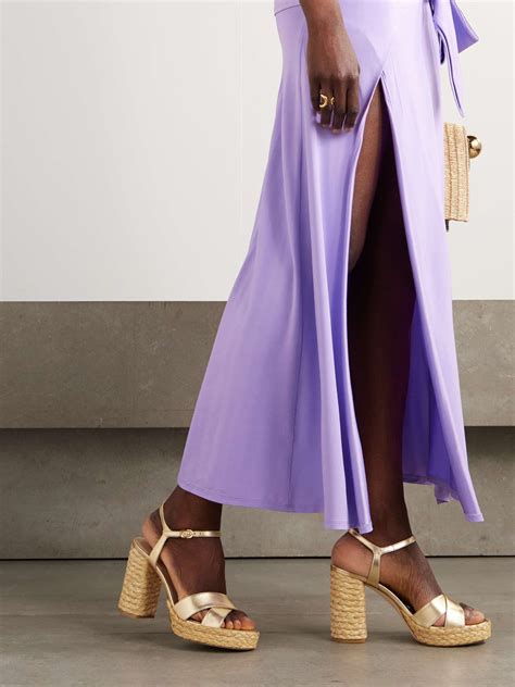 STUART WEITZMAN Dayna metallic leather platform sandals | NET-A-PORTER