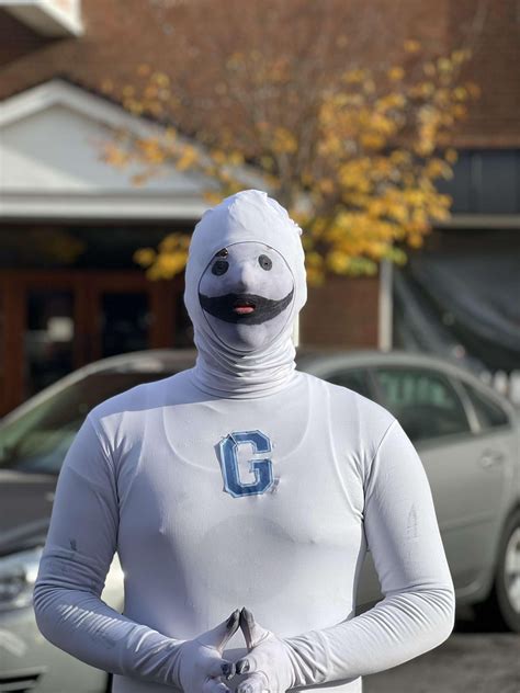 I dressed up as the Greendale Human Being for Halloween : r/community