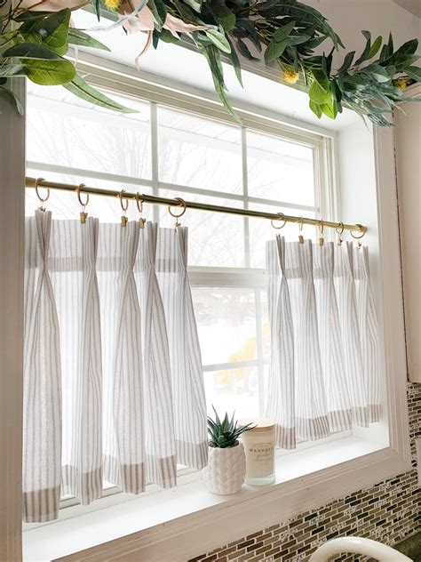 Kitchen Window Treatments Ideas I Spiffy Spools
