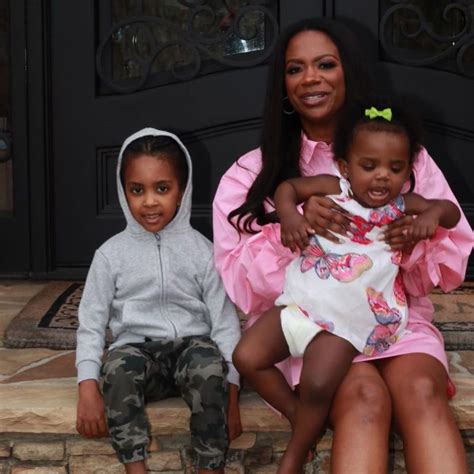 Pin de Sherri Jefferies em Kandi Burruss