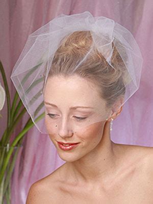 Frizure za vjenčanja: veo – Vjenčanja – COVER magazin