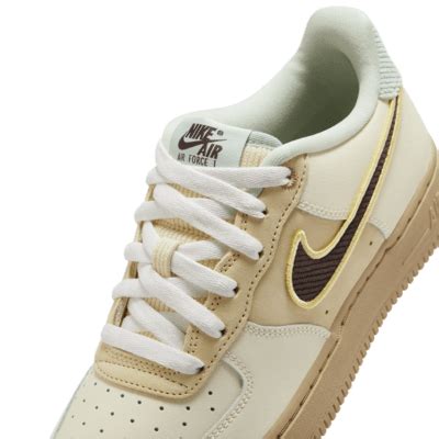 Nike Air Force 1 LV8 Older Kids' Shoes. Nike IN