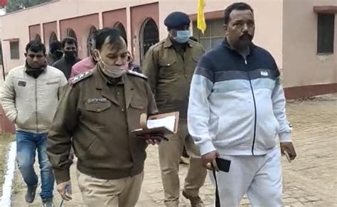 हरियाणा में ईसा मसीह की प्रतिमा तोड़ी, सीसीटीवी में कैद हुई उपद्रवियों ...