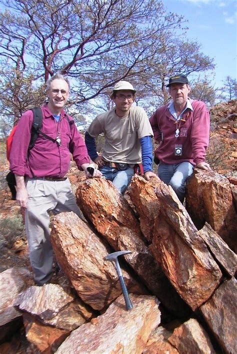 Hadean Rocks 的图像结果