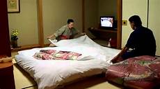 futon giapponesi futon setup by the pros at japanese hotel onsen ryokan futon giapponesi futon setup by the pros at japanese hotel onsen ryokan