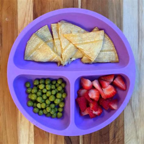 10 Simple Finger Food Meals for A One Year Old · Urban Mom Tales