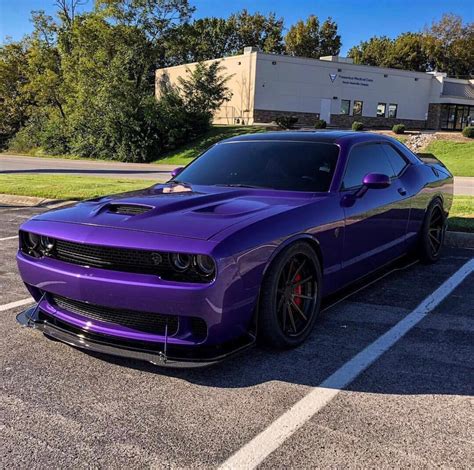 Dodge Challenger - Purple Muscle Car