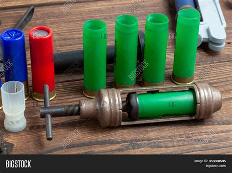 Reloading Shotgun Shells Guide 的图像结果