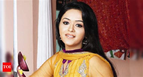 No lip job says Ragini Nandwani - Times of India