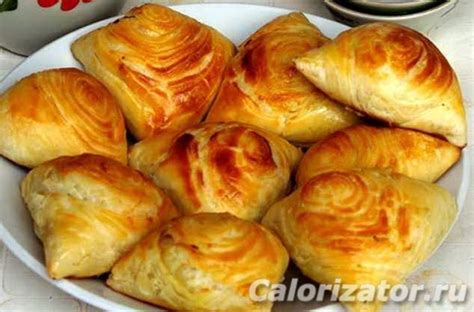 Самса с мясом (тандыр) - калорийность, состав, описание - Calorizator.ru