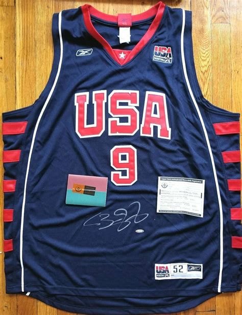 Lebron James Autographed Memorabilia | Signed Photo, Jersey ...