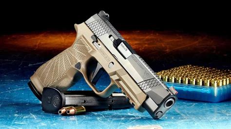 कांस्टेबल की ऑटोमैटिक गन की गोलियों ने ले ली जान, जज की सुरक्षा में था ...