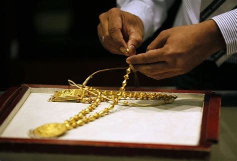 RBI tightens rules for pledging gold jewellery - BusinessToday