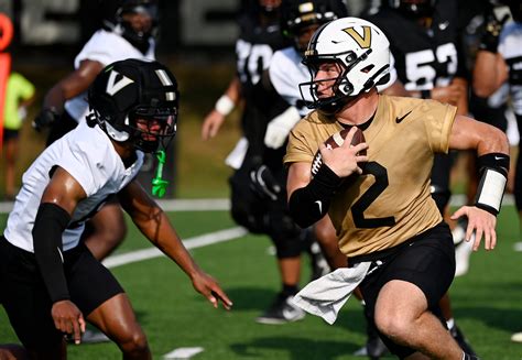 Vanderbilt football: Martel High preparing to play offense, defense
