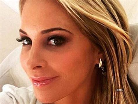 Beauty queen arrested for duping department store