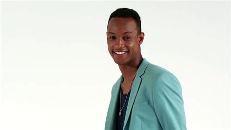 Watch Jim Moore's Tips on Of-the-Moment Pastel Coloured Clothing | GQ India
