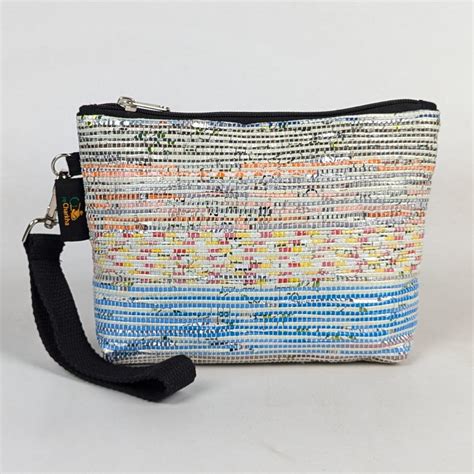 Upcycled Handcrafted Wrist It (WI0226-017) PS_W – reCharkha - The ...