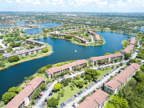 About Century Village – Century Village