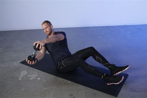 Russische Twist Dumbbell Russian Twist Guide, Benefits, And Form