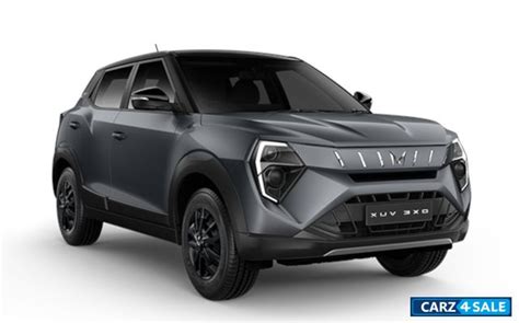 Mahindra XUV 3XO RevX M (O) Petrol MT price, specs, mileage, colours ...