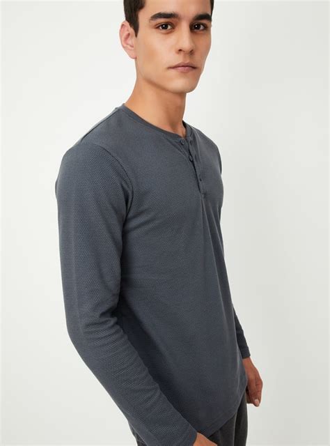 Buy Men Textured Henley Neck T-shirt Online at just Rs. 699.0 ...