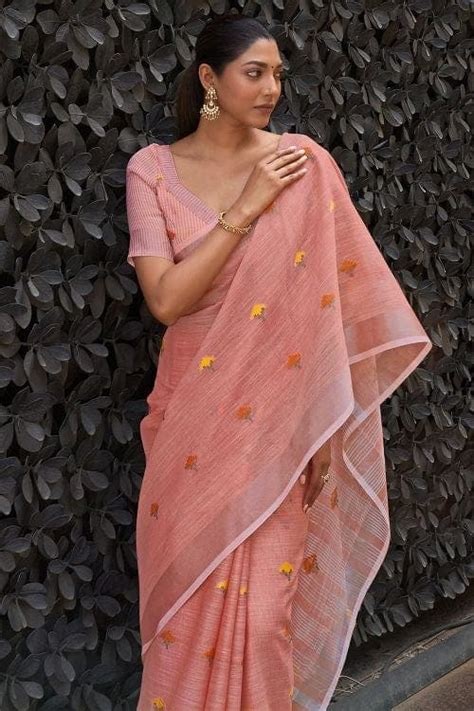 Buy Coral Pink Linen Saree 69331 Online | Karagiri