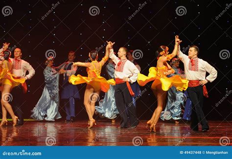 Twist Dance Flying Skirts 的图像结果