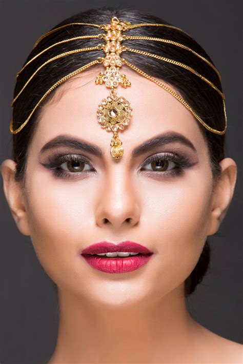 Matha Patti With Gold Chains – Ricco India