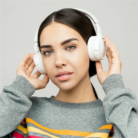 Headphone – The Sound Factor