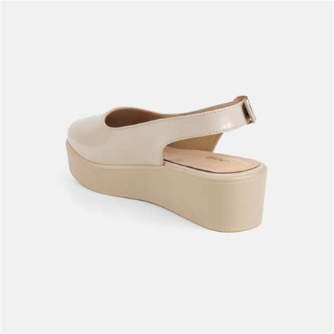 Buy Mochi Women Beige Casual Sandals Online | SKU: 31-1137-20-36 ...