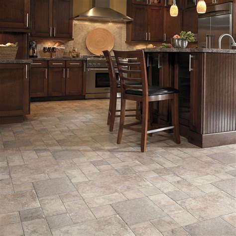 Kitchen Laminate Flooring: Benefits And Tips For Installation - Kitchen ...