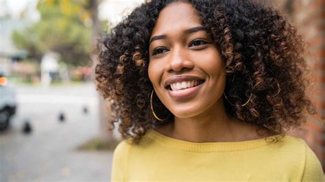 From Dull to Dazzling: Natural Ways to Whiten Your Eyes