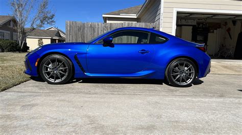 Sapphire Blue Pearl vs. World Rally Blue | Toyota GR86 Forum - GT86 Forum, Subaru BRZ Forum ...