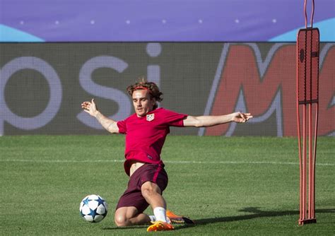 Griezmann to Manchester United almost a done deal - IBTimes India