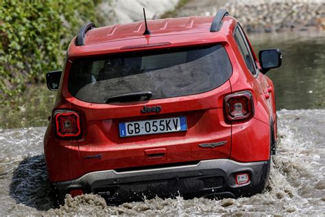 2021 Jeep Renegade 4xe Plug-In Hybrid Price Announced in the UK, It’s Not Cheap - autoevolution