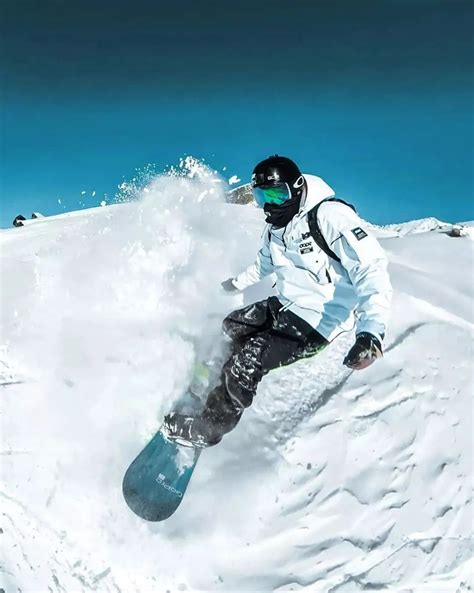 滑雪海报设计图__广告设计_广告设计_设计图库_昵图网nipic.com