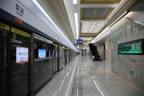 武汉8号线二期即将开通，龙帆地铁媒体优势迎来升级-搜狐大视野-搜狐新闻