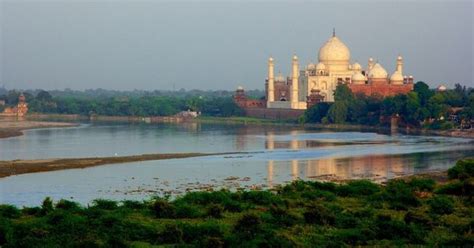Taj Mahal: File vision document in four weeks to protect monument, says ...